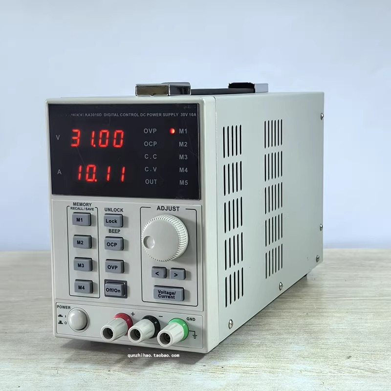 Alimentation linéaire CC progr - Programmable Linear Dc Power Supply 30V 10A avis et prix